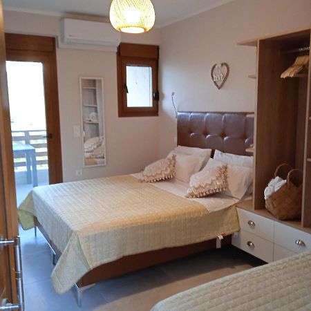 Porto Athos Apartments Nea Roda Exterior photo